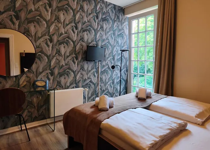 Hotel Les Jardins Blankenese 3*